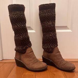 UGG Cresthaven Brown Knit & Leather Boots Women’s Size 8 (EU 39)